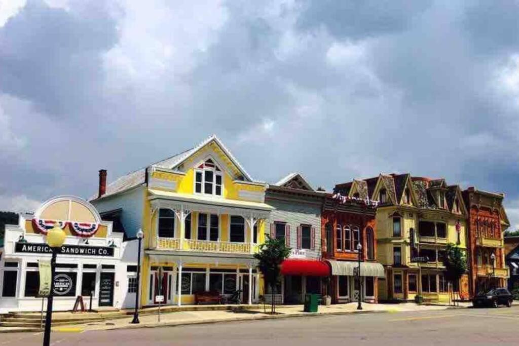 The Cast Iron Lady Apartment Wyalusing Exterior photo